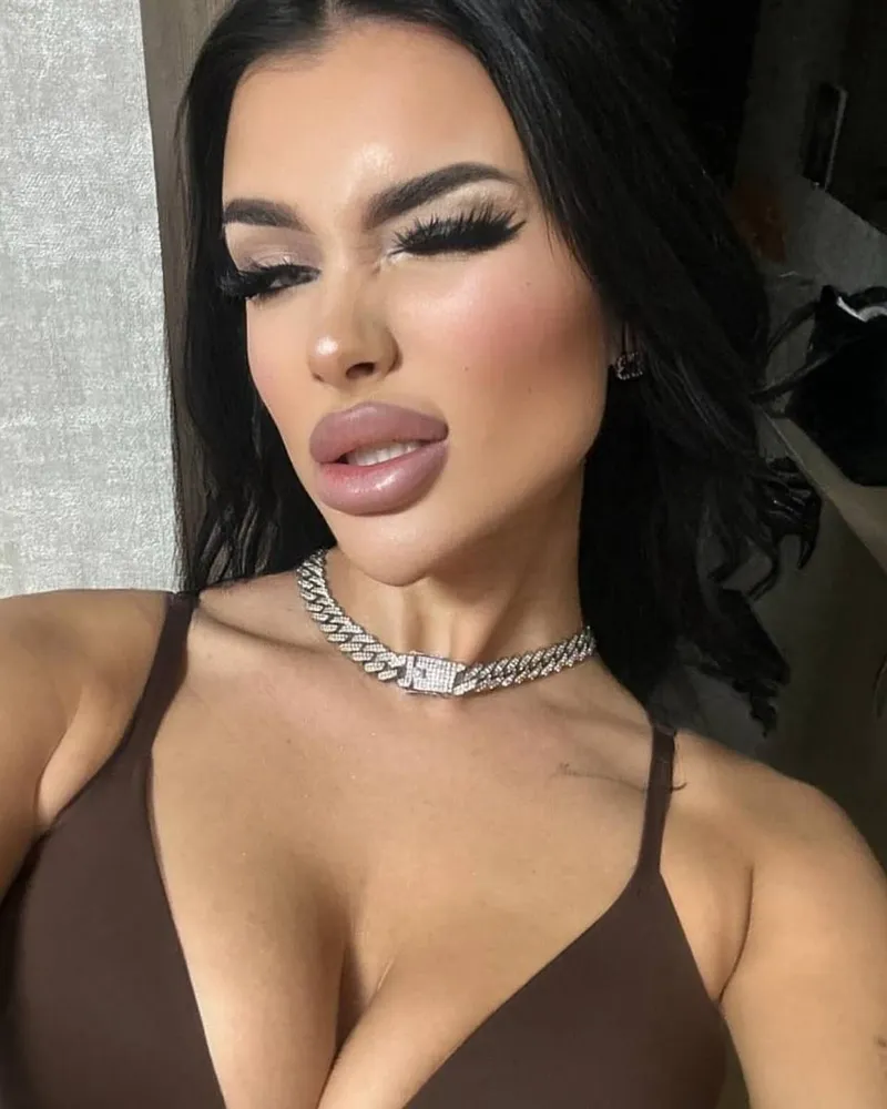 kadikoy-0-gercek Escort İlanı Berna - %100 Gerçek Fotoğraflı Randevu