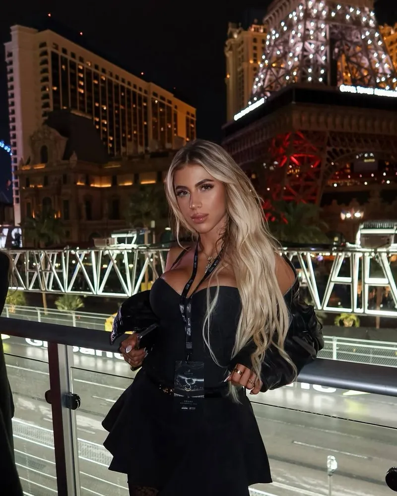 kadikoy-0-gercek Escort İlanı Ayla - %100 Gerçek Kaporasız Buluşma