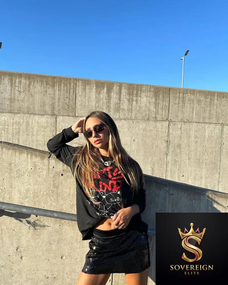 İstanbul Escort İlanı Simge - %100 Gerçek Kaporasız Buluşma